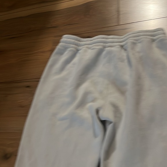 Hollister sweats size small - Picture 7 of 9